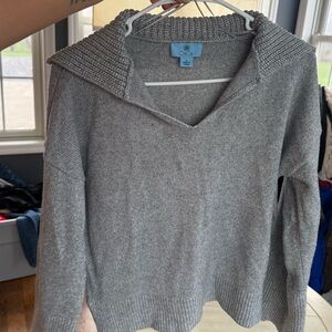 CeCe Gray Women's Sweater size small